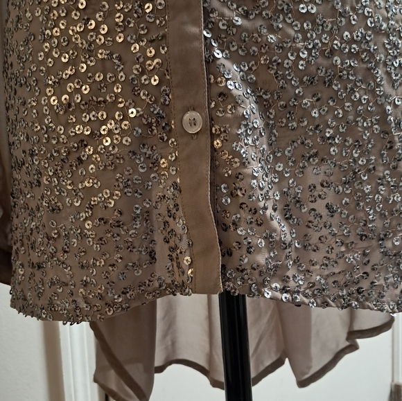 Semi-sheer sequined top - Picture 12 of 14